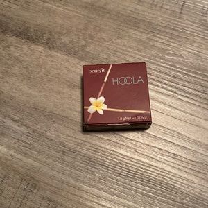 Benefit Hoola